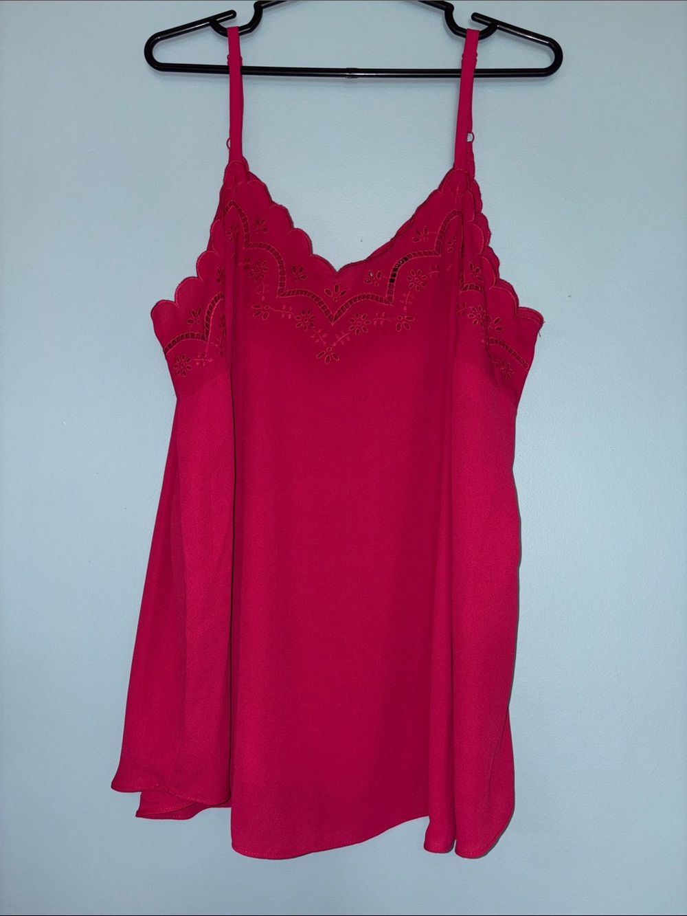 1XL TORRID Pink Scalloped Eyelet Cami- EUC- AS IS